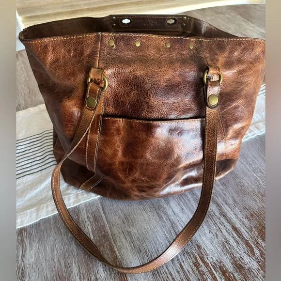 🌿🦋 Patricia Nash Benvenuto Distressed Leather Tote Bag - Picture 2 of 14